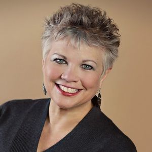 Meet your Posher, Nancy